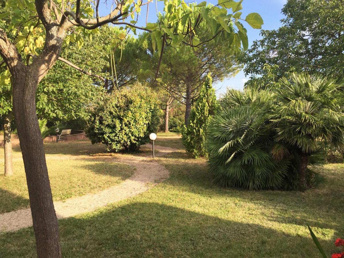 La Casa Nel Verde Larino Eksteriør billede